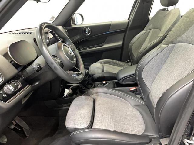 Mini Countryman image 2