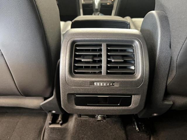 Volkswagen Touran image 7