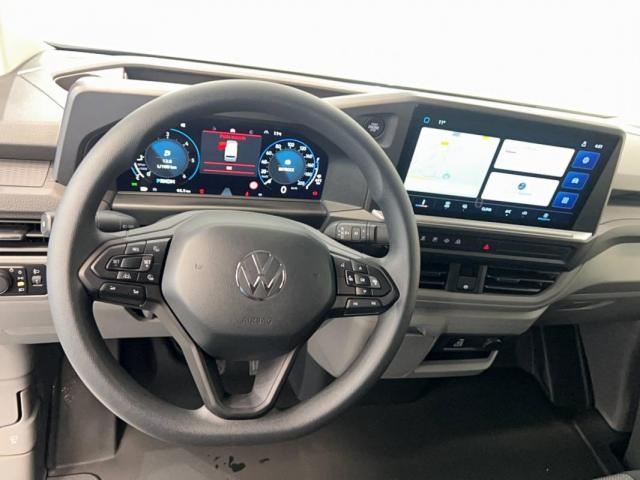 Volkswagen Transporter image 5