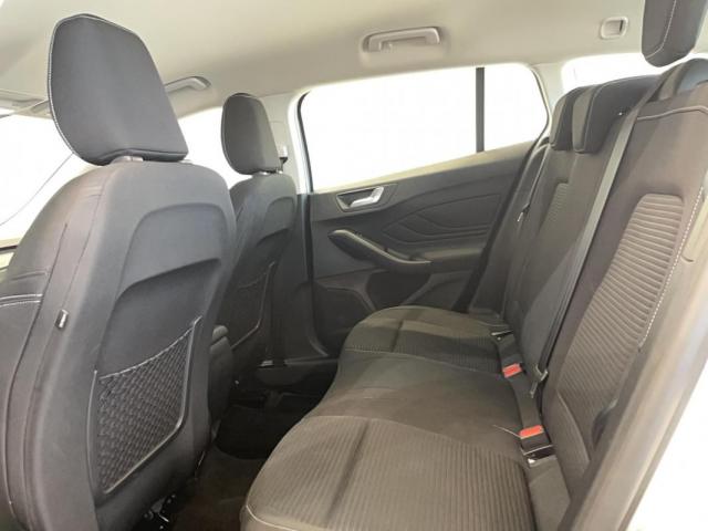 Ford Focus image 5