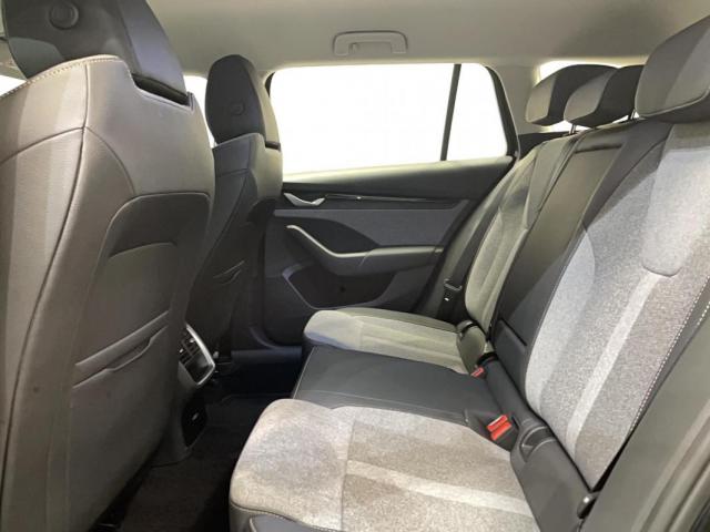 Skoda Octavia image 8