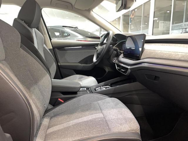 Skoda Octavia image 6