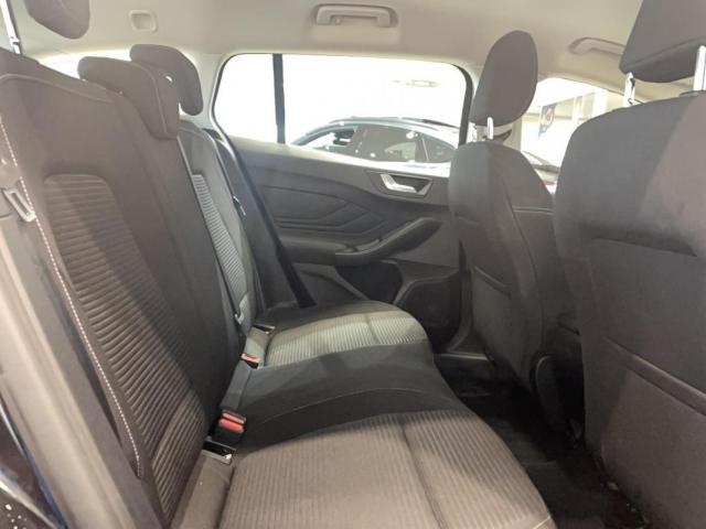 Ford Focus image 5