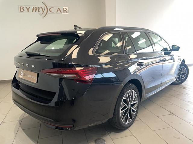 Skoda Octavia image 5