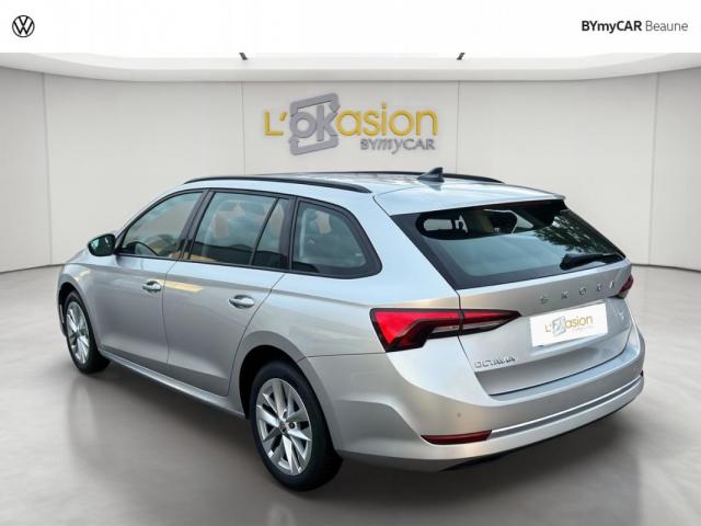 Skoda Octavia image 4