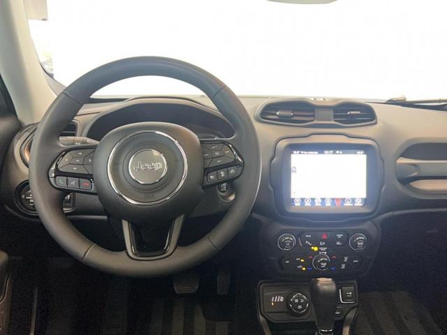 Jeep Renegade image 4