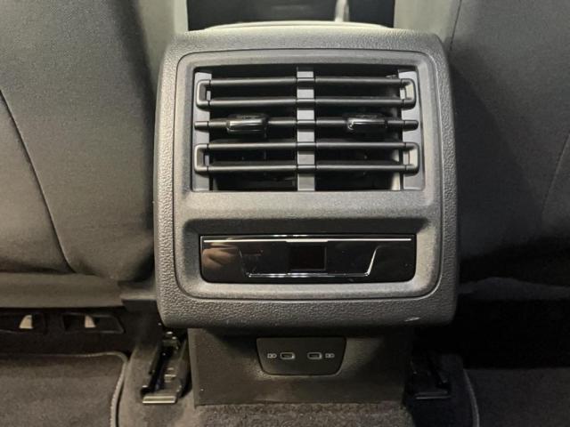 Volkswagen Golf Sw image 1