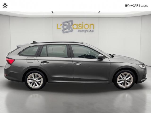 Skoda Octavia image 3