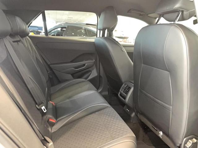 Volkswagen T-Roc image 7