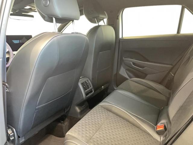 Volkswagen T-Roc image 6