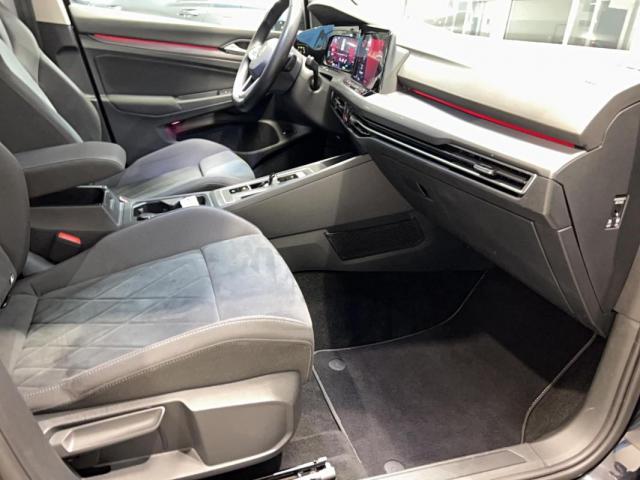 Volkswagen Golf image 1