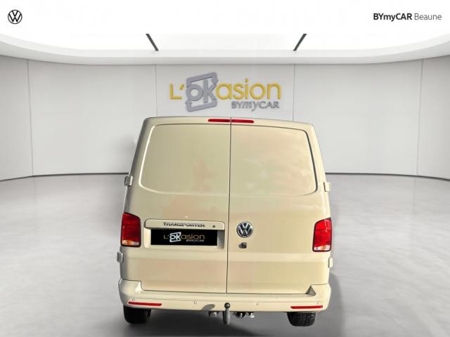 Volkswagen Transporter image 2