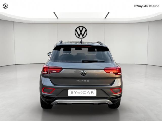 Volkswagen T-Roc image 6
