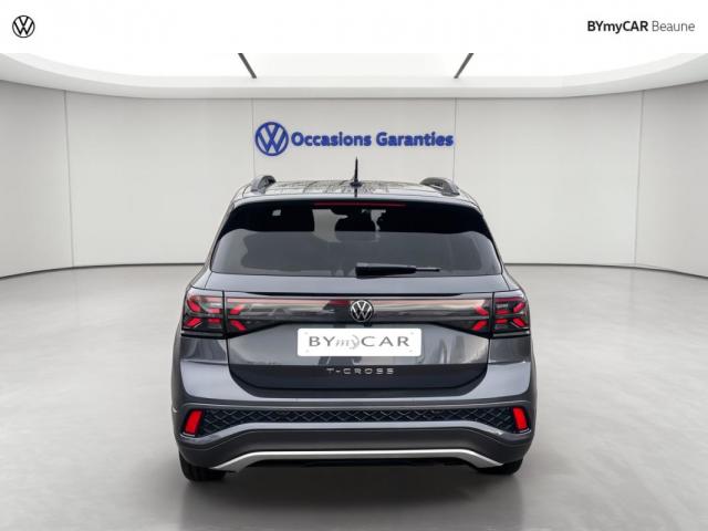 Volkswagen T-Cross image 2