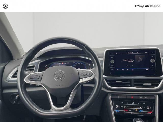 Volkswagen T-Roc image 9