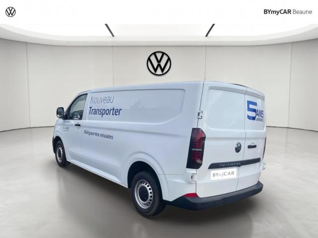 Volkswagen Transporter image 9