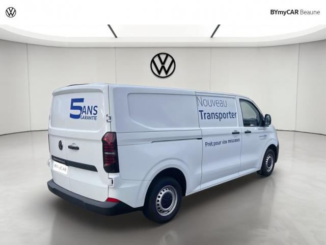 Volkswagen Transporter image 5