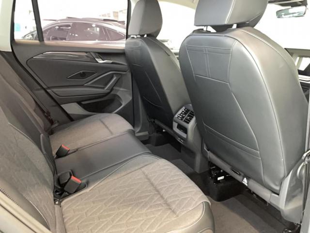 Volkswagen Tiguan image 9