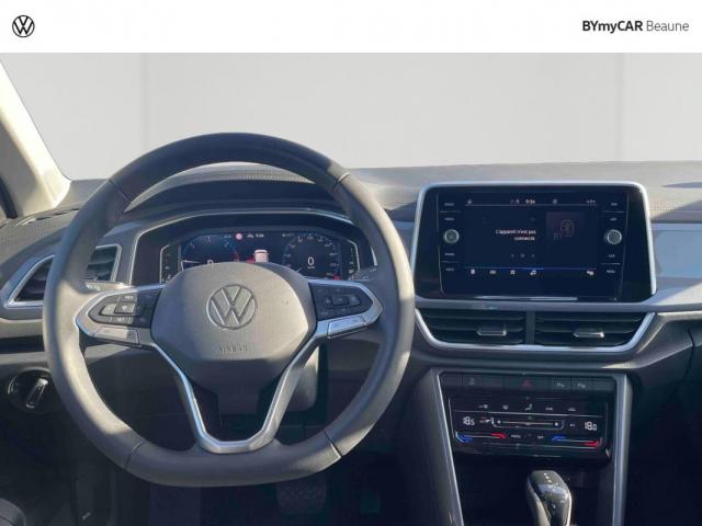 Volkswagen T-Roc image 2