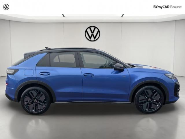Volkswagen T-Roc image 2