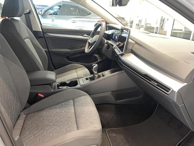 Volkswagen Golf image 3