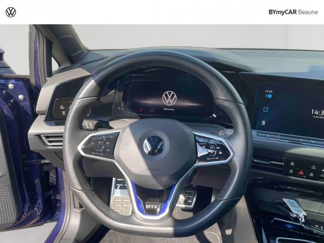 Volkswagen Golf image 9