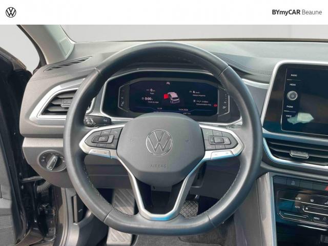 Volkswagen T-Roc image 8