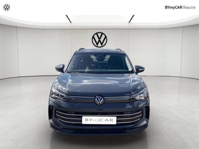 Volkswagen Tiguan image 8