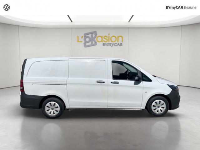 Mercedes Benz Vito image 2