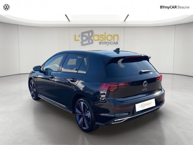 Volkswagen Golf image 6