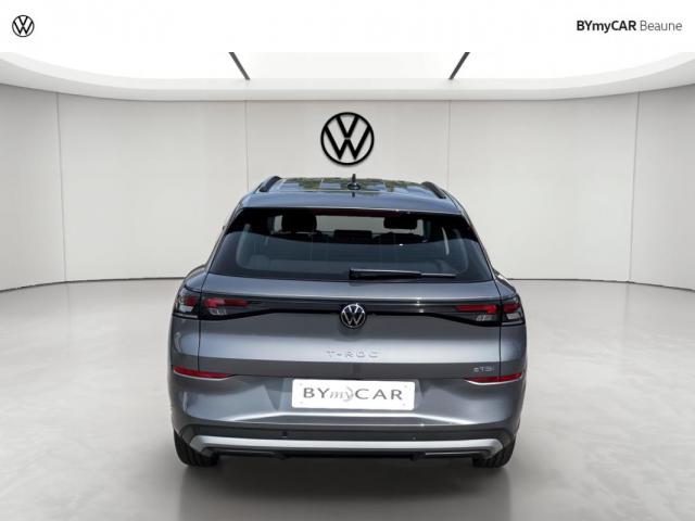 Volkswagen T-Roc image 8
