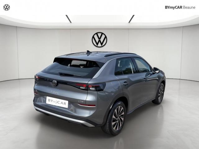 Volkswagen T-Roc image 4