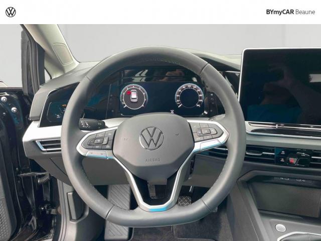 Volkswagen Golf image 9
