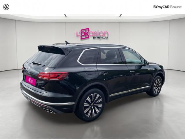Volkswagen Touareg image 8