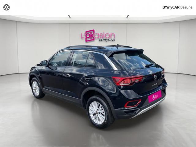 Volkswagen T-Roc image 2