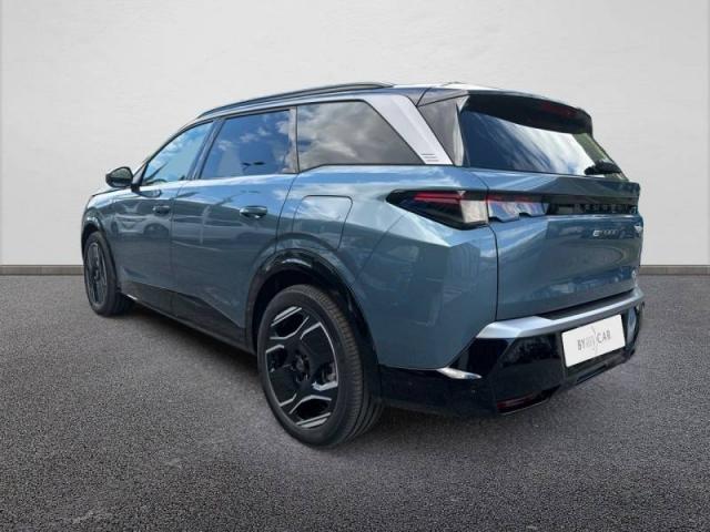 Peugeot 5008 image 3
