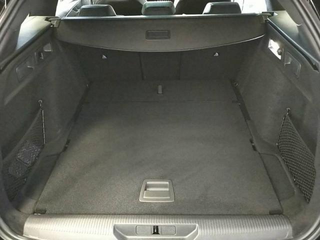 Peugeot 308 image 8