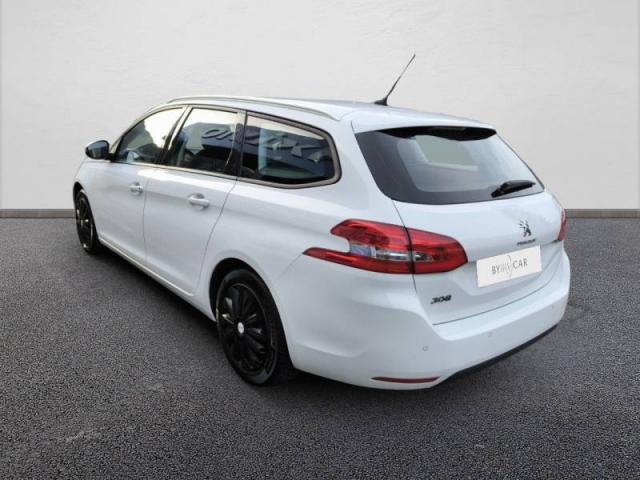 Peugeot 308 image 2