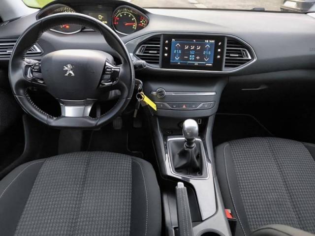 Peugeot 308 image 9