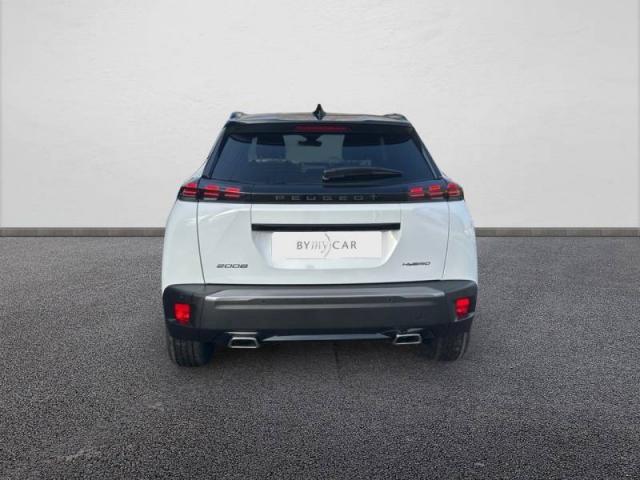Peugeot 2008 image 2