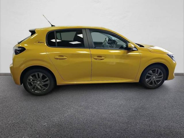 Peugeot 208 image 3