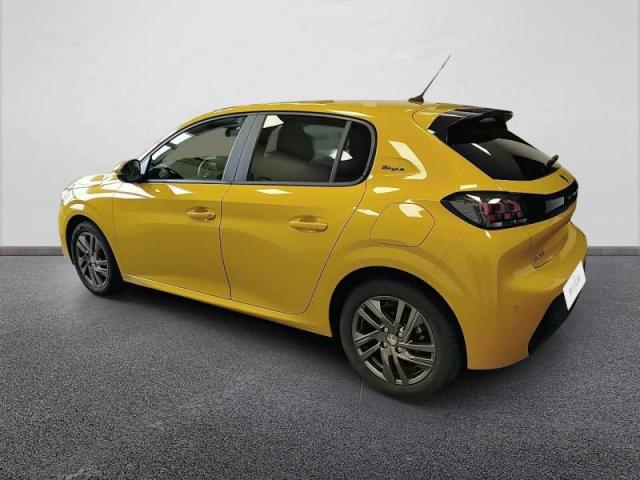 Peugeot 208 image 9