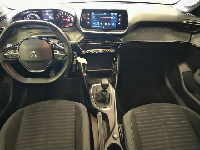 Peugeot 208 image 4