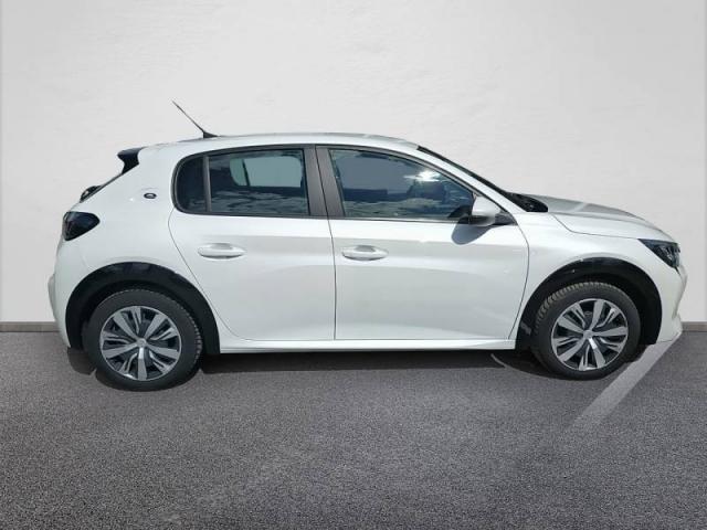 Peugeot 208 image 8