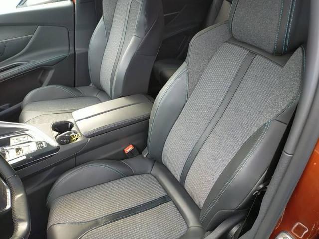 Peugeot 5008 image 3