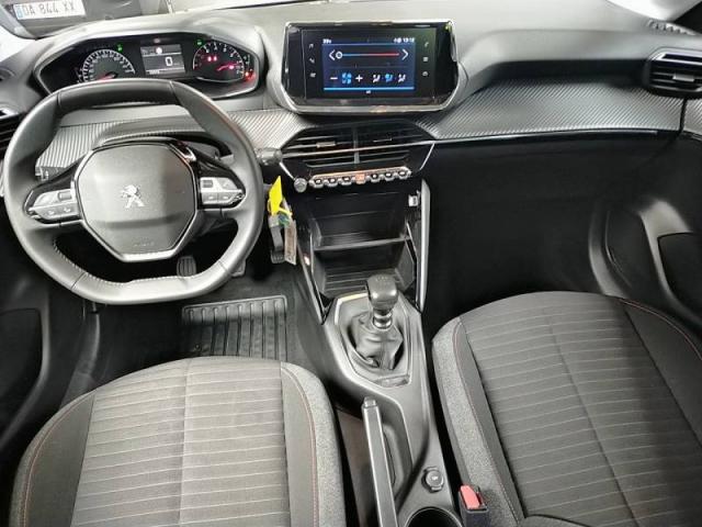 Peugeot 208 image 2