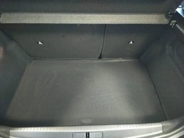 Peugeot 208 image 3