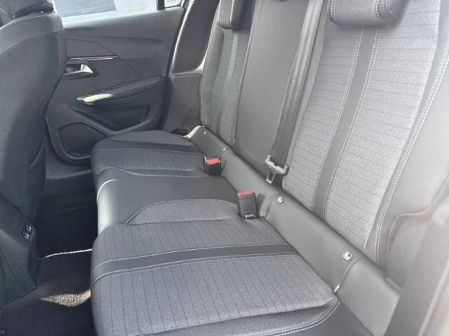 Peugeot 208 image 9