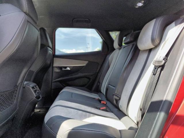 Peugeot 3008 image 8