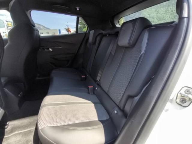 Peugeot 2008 image 7